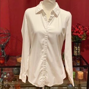 Express “The Essential” Shirt in White, Size Large